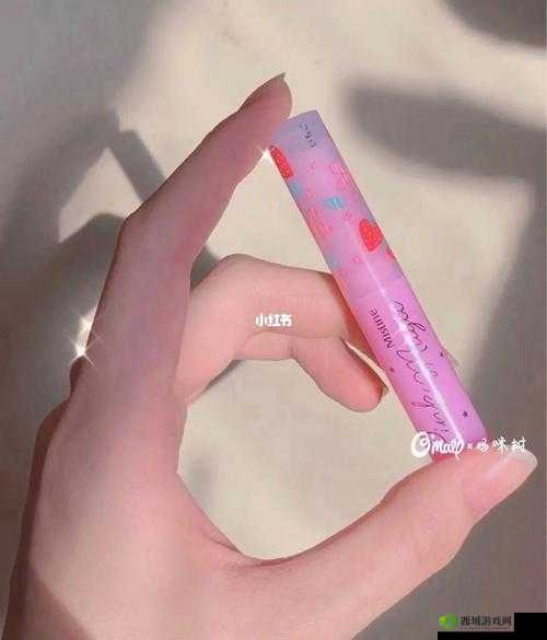 蜜丝婷大草莓和小草莓对比:你想要的都在这